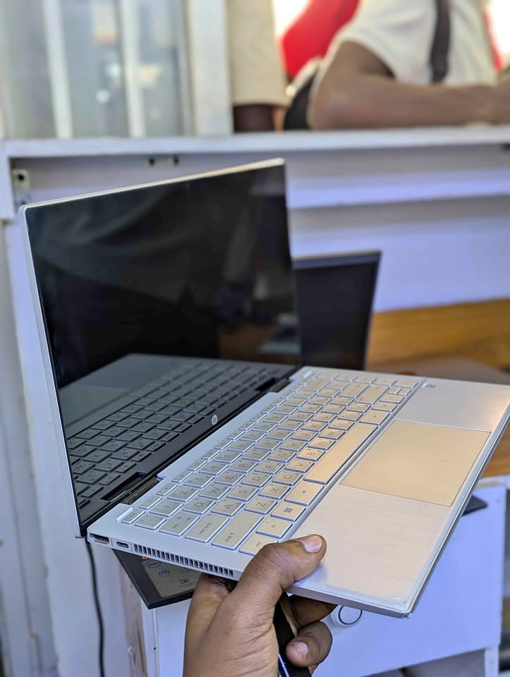 Laptop 2
