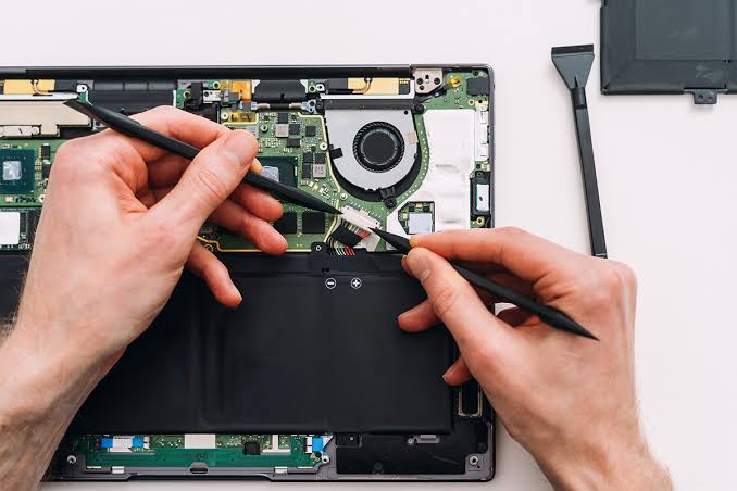 Laptop Repair 4